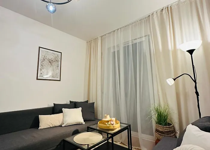 Apartament Kolorowe Balkony Czyżewskiego 3